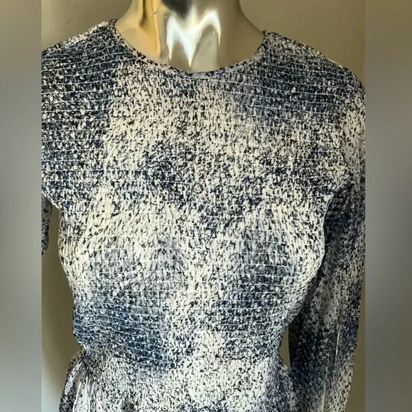 ❌SOLD❌ Tyler Boe Smocked Peplum Blouse - Picture 5 of 15